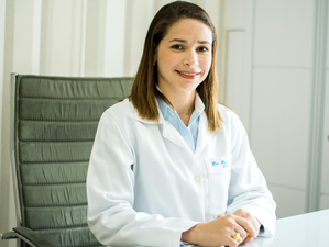 Dra. Kyra B. Fernandes Otsuka